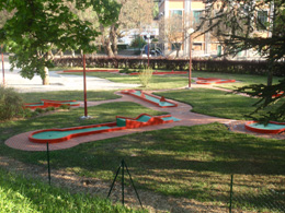 Mini-golf